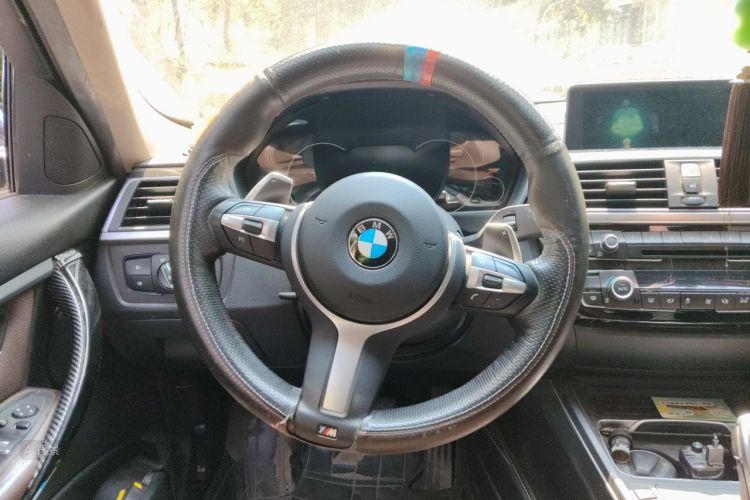 BMW 3 Series 2018 #12 BMW 3 Series 2018 car image #12