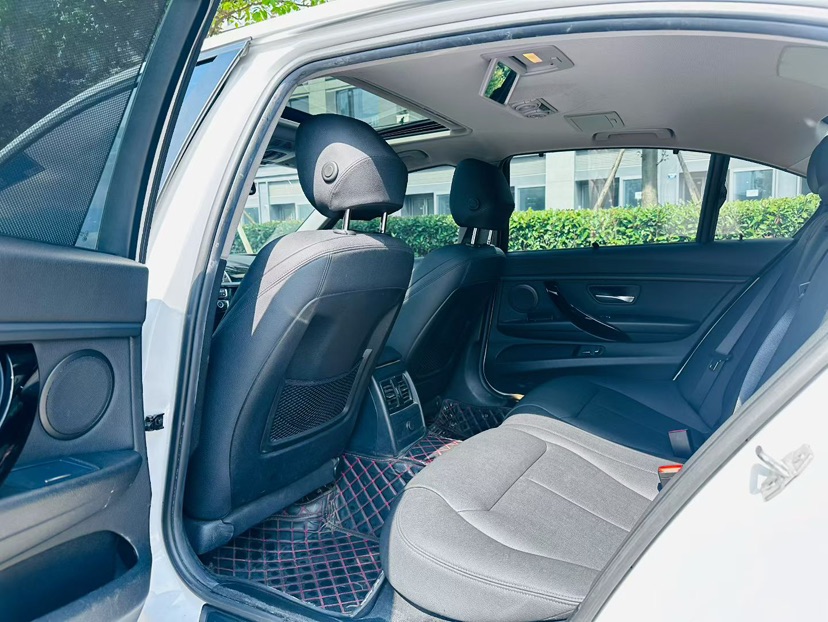 BMW 3 Series 2018 #7 BMW 3 Series 2018 car image #7
