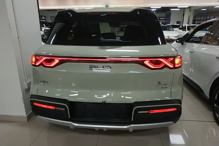 BYD YuanUP 2025 #6 BYD YuanUP 2025 car image #6