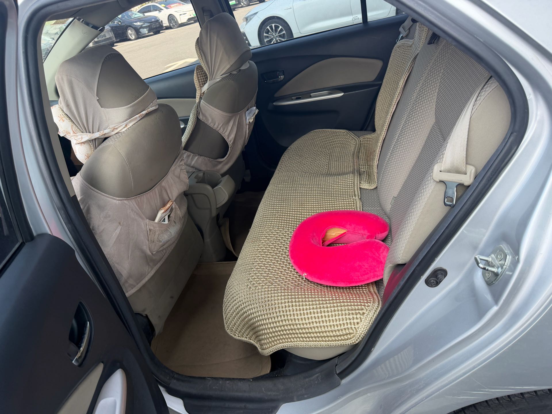 Toyota Vios 2010 #4 Toyota Vios 2010 صورة سيارة #4