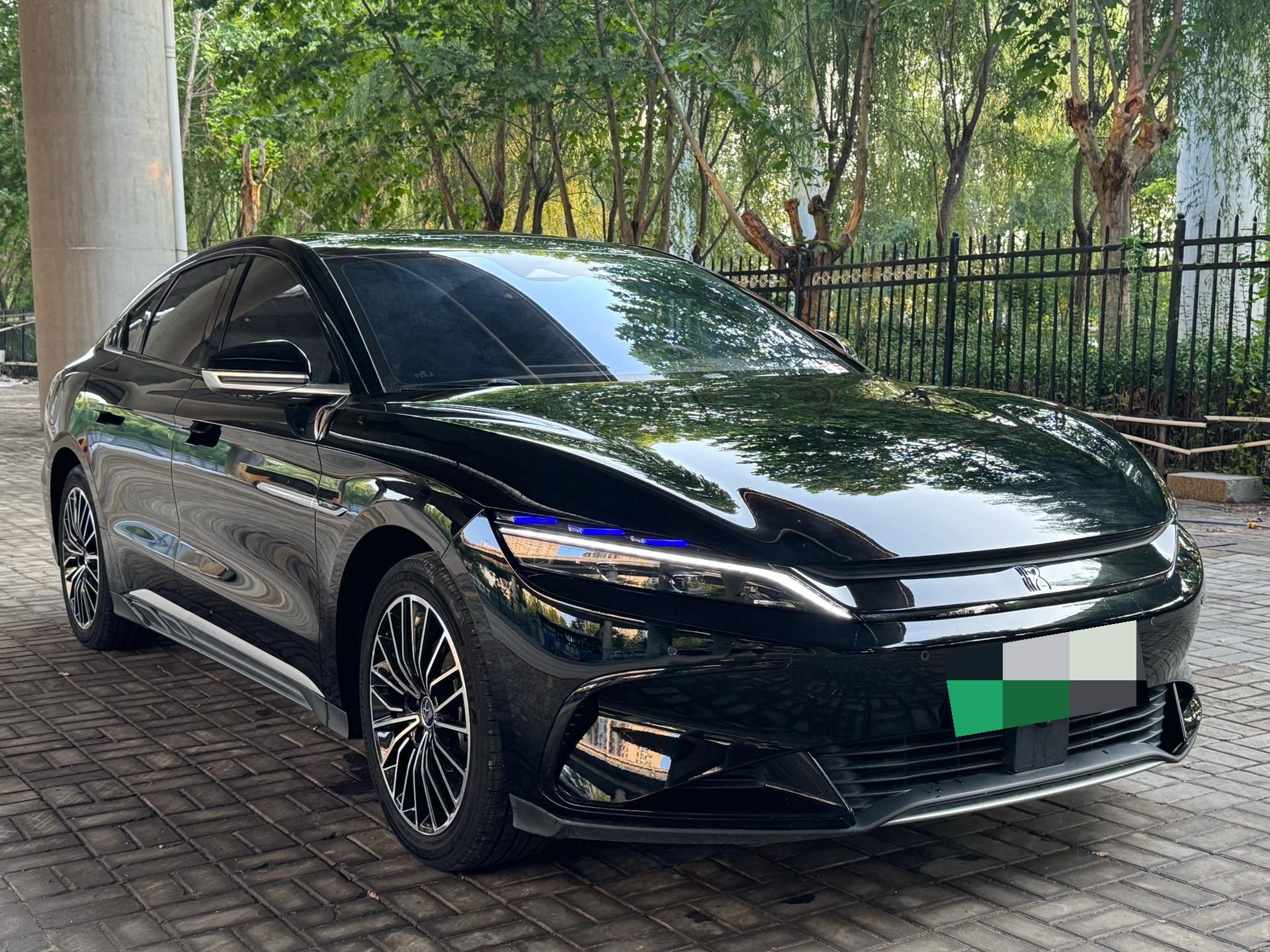 BYD Han 2024 car image #3