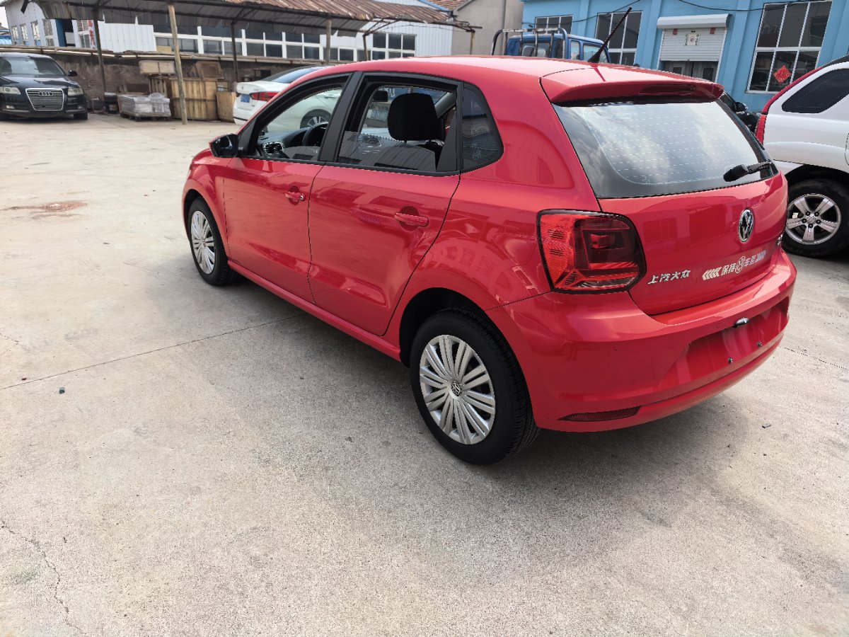 Volkswagen Polo 2019 car image #6