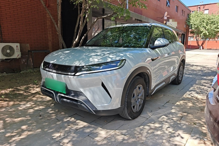 BYD YuanUP 2024 #2 BYD YuanUP 2024 car image #2