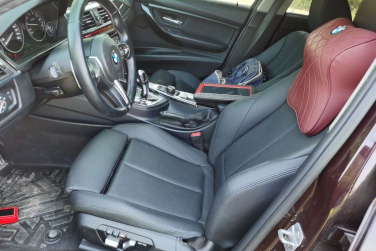 BMW 3 Series 2018 #19 BMW 3 Series 2018 car image #19