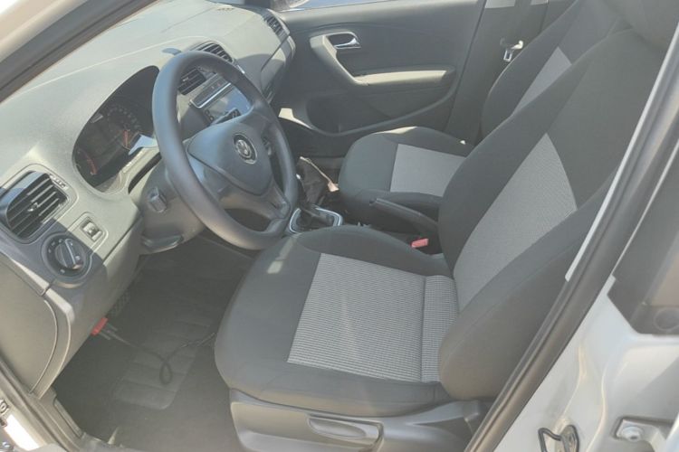 Volkswagen Polo 2017 #15 Volkswagen Polo 2017 car image #15