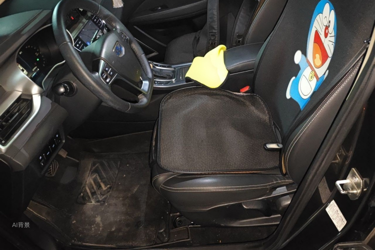 GEELY Emgrand 2019 #17 GEELY Emgrand 2019 car image #17