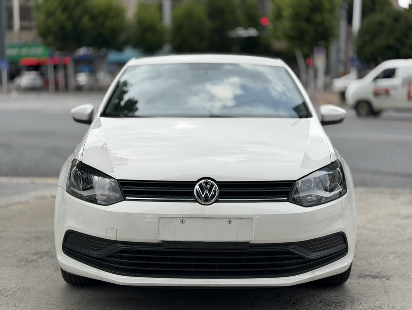 Volkswagen Polo 2017 car image 