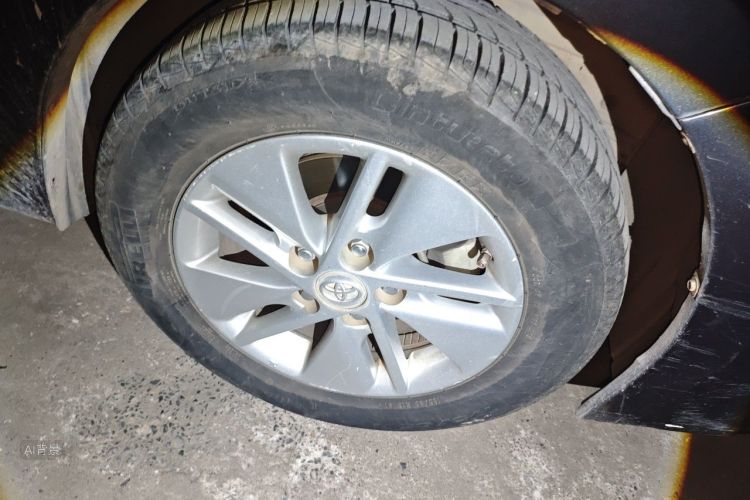 Toyota Corolla 2015 car image #9