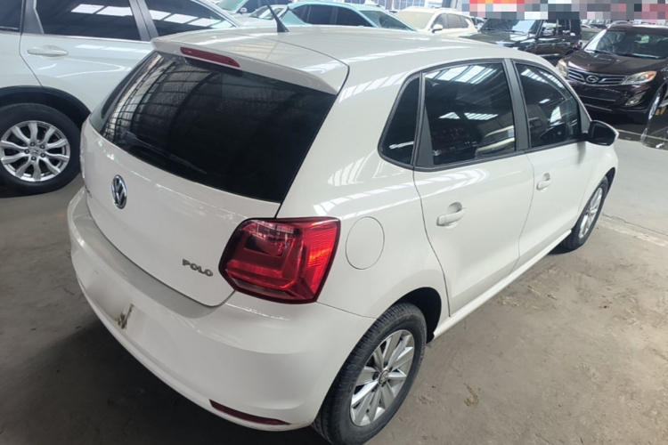 Volkswagen Polo 2016 car image #7