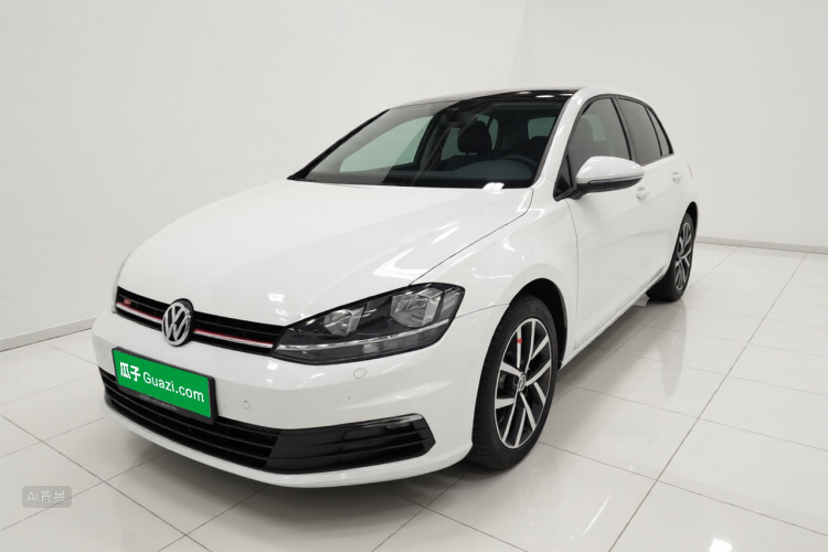 Volkswagen Golf 2020 car image #2