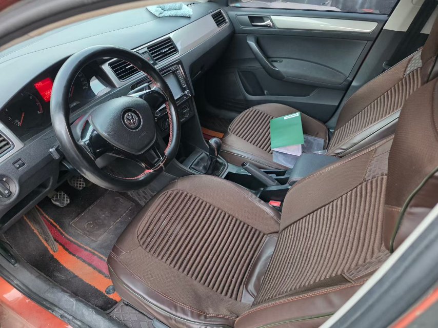 Volkswagen Santana 2015 car image #6
