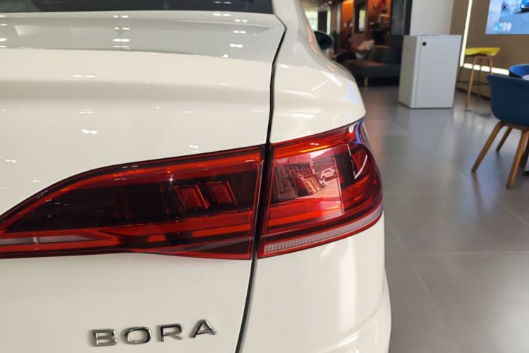 Volkswagen Bora 2023 car image #8