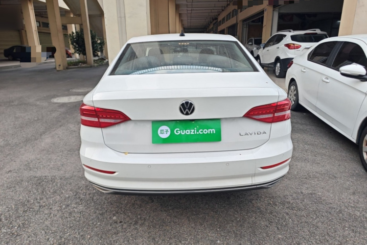 Volkswagen Lavida 2020 car image #6