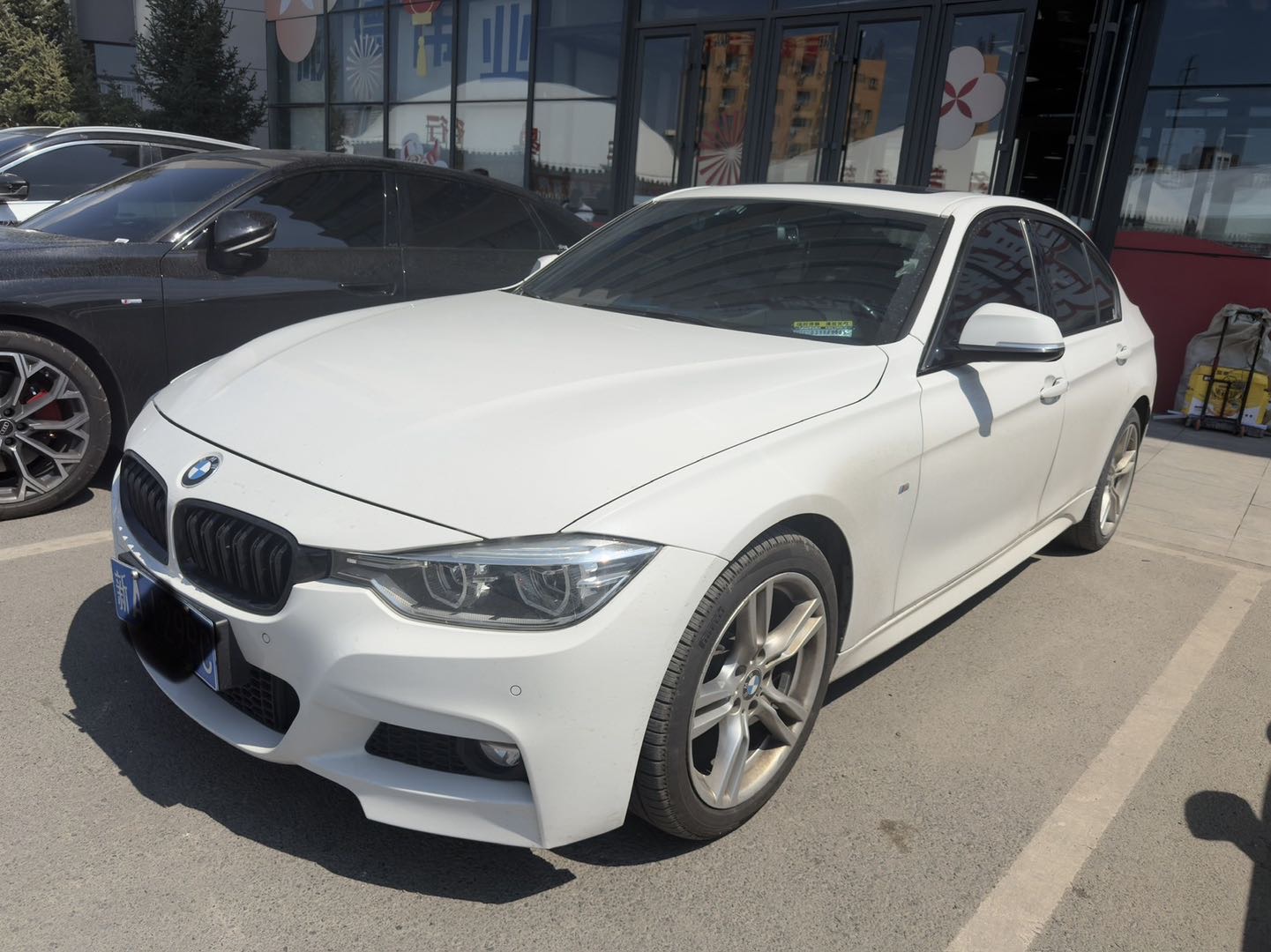 BMW 3 Series 2018 car image 