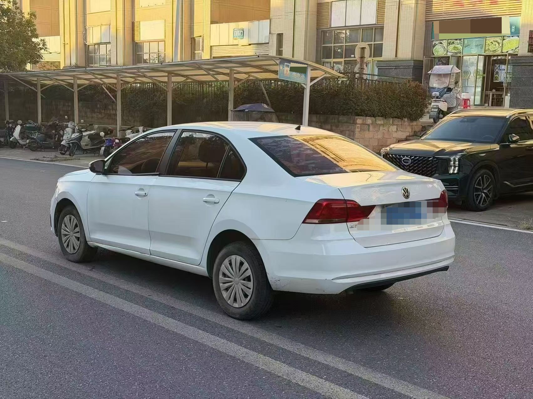 Volkswagen Santana 2018 car image #9
