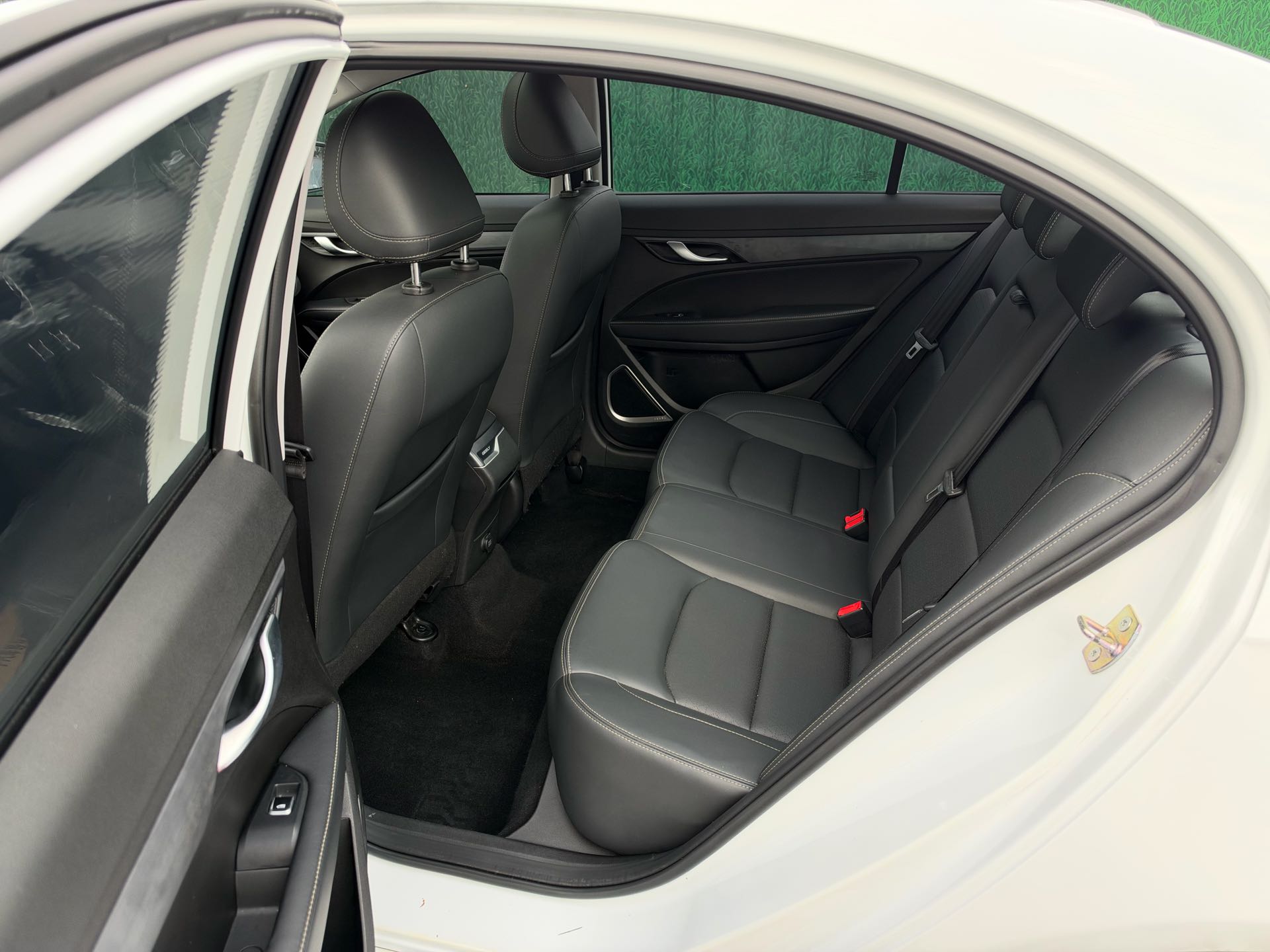 GEELY Emgrand 2021 car image #5