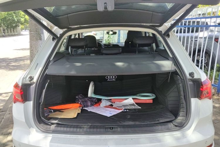 Audi Q3 2020 #19 Audi Q3 2020 car image #19