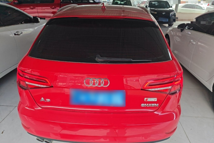 Audi A3 2018 car image #6