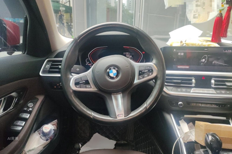 BMW 3 Series 2020 car image #12