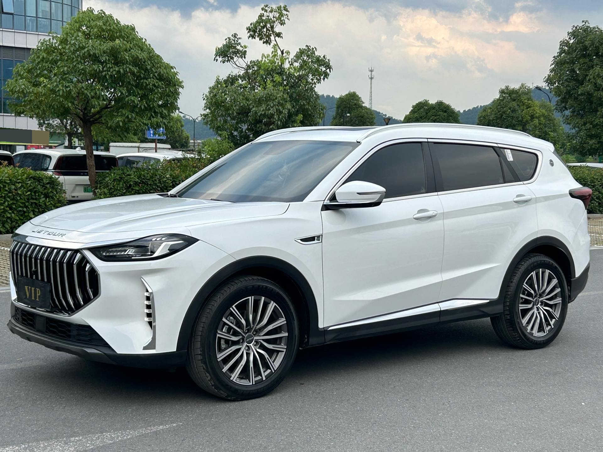 Jetour X70 PLUS 2024 car image 