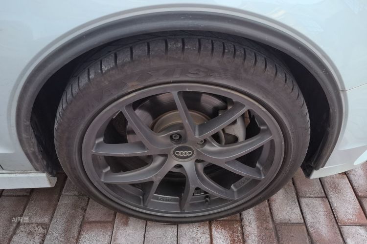 Audi A3 2018 car image #9