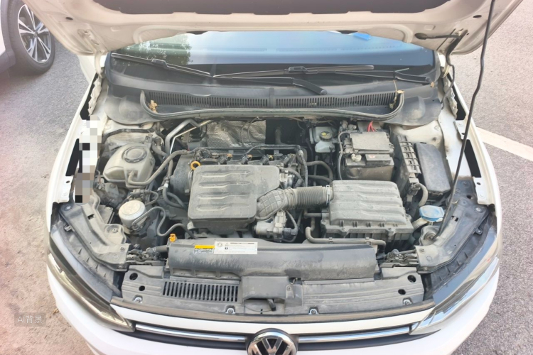 Volkswagen Polo 2021 car image #22