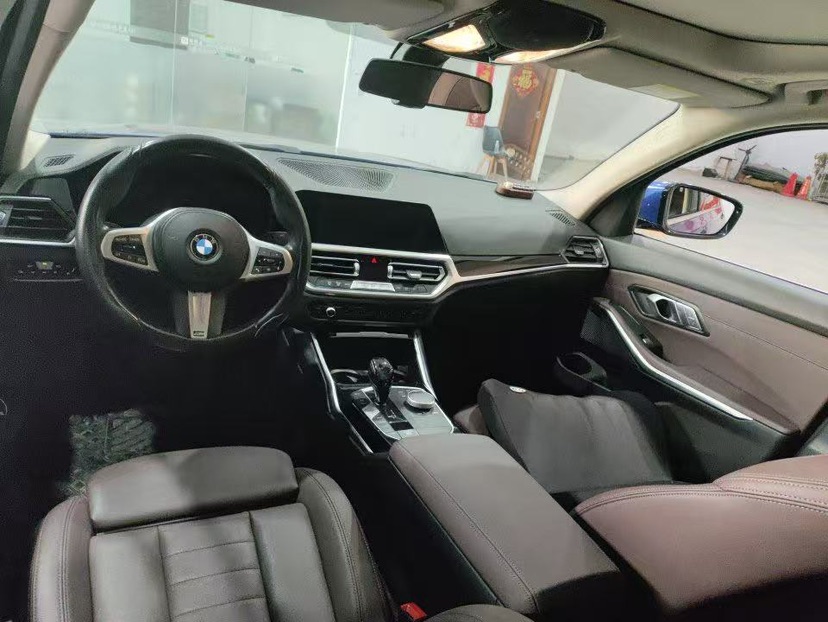 BMW 3 Series 2021 #4 BMW 3 Series 2021 car image #4