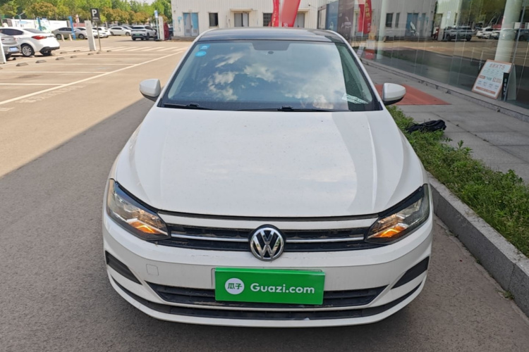 Volkswagen Polo 2020 car image #3