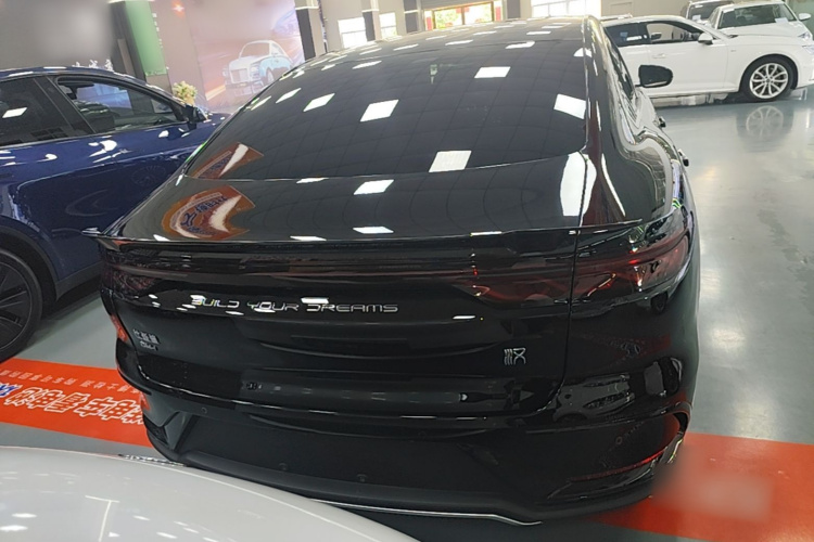 BYD Han 2023 #6 BYD Han 2023 car image #6
