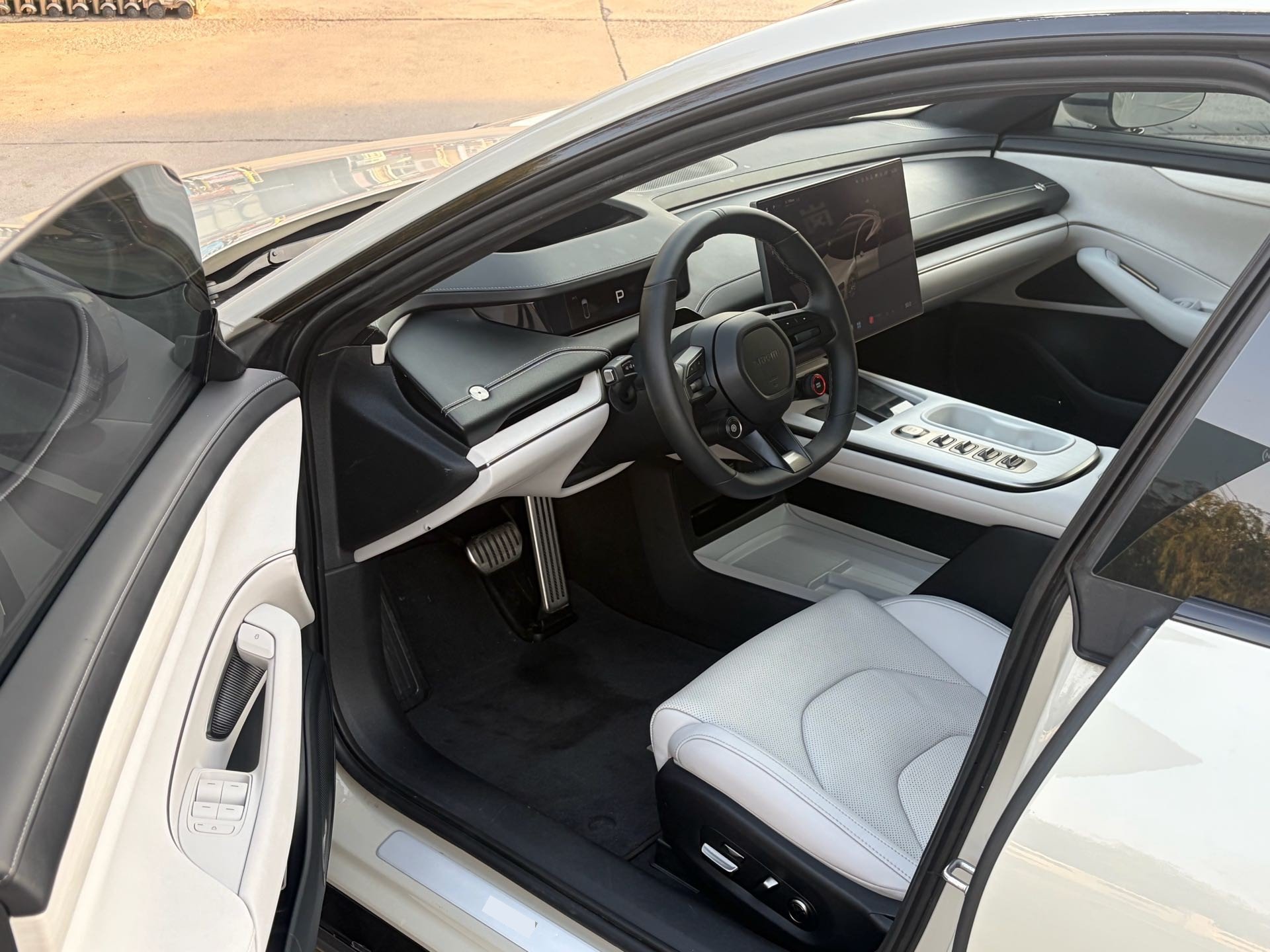 2024 #7 2024 immagine di auto #7