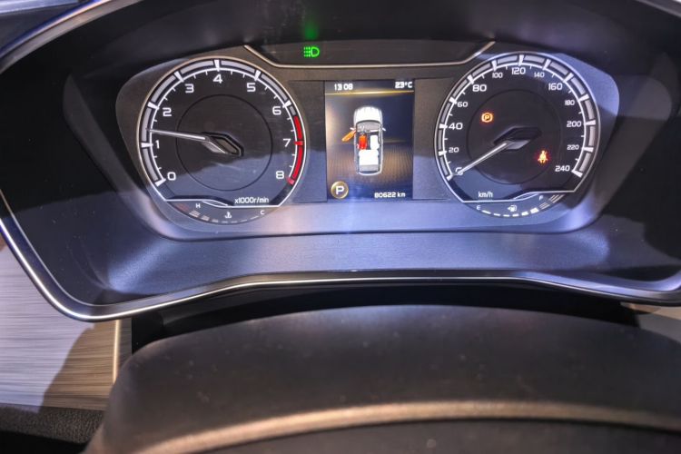 GEELY Coolray 2019 immagine di auto #8