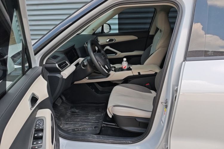 BYD YuanUP 2024 car image #19