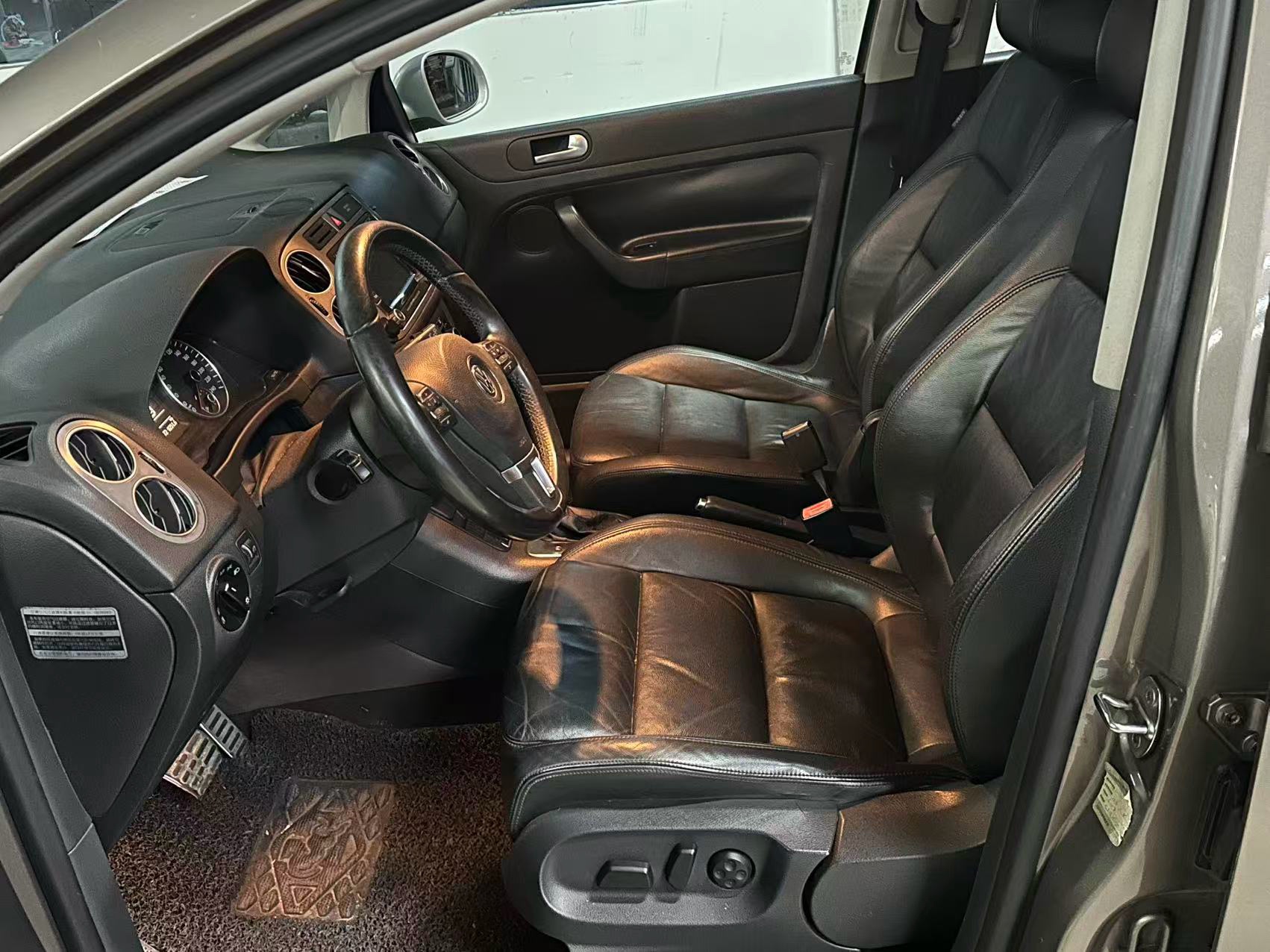 Volkswagen Golf (Imported) 2012 image de voiture #2