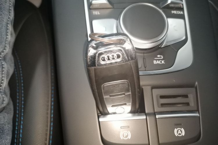 Audi A3 2019 #9 Audi A3 2019 car image #9