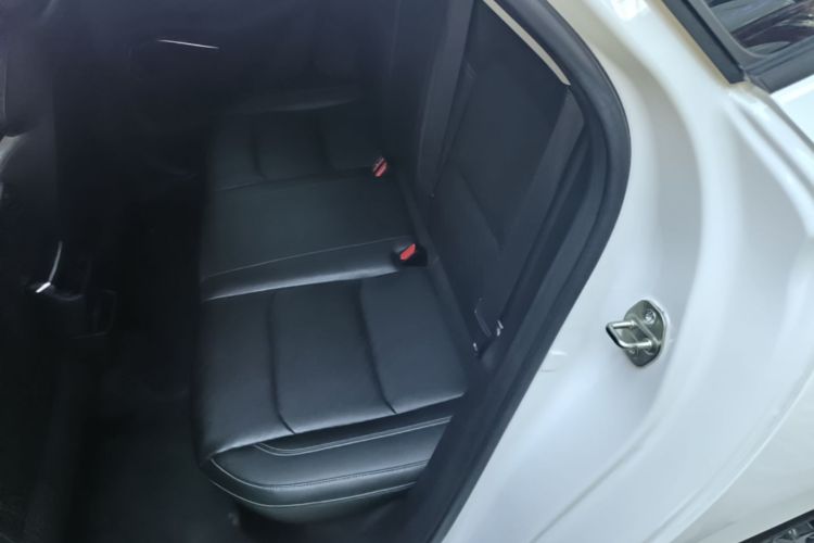 GEELY Emgrand 2022 #17 GEELY Emgrand 2022 car image #17