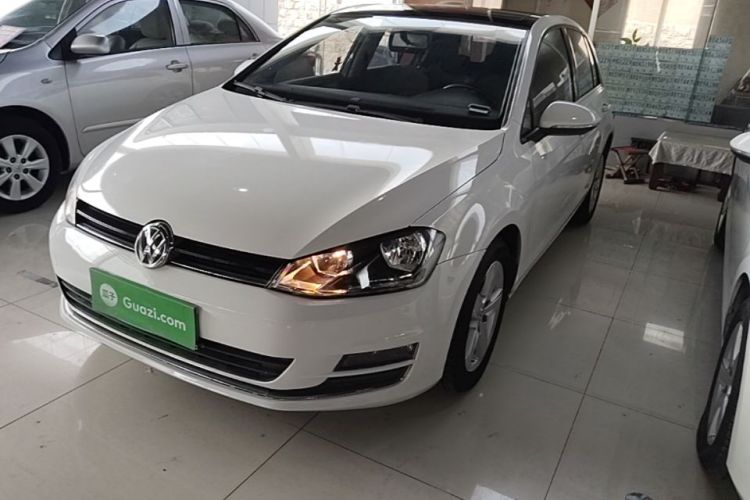Volkswagen Golf 2016 car image #2