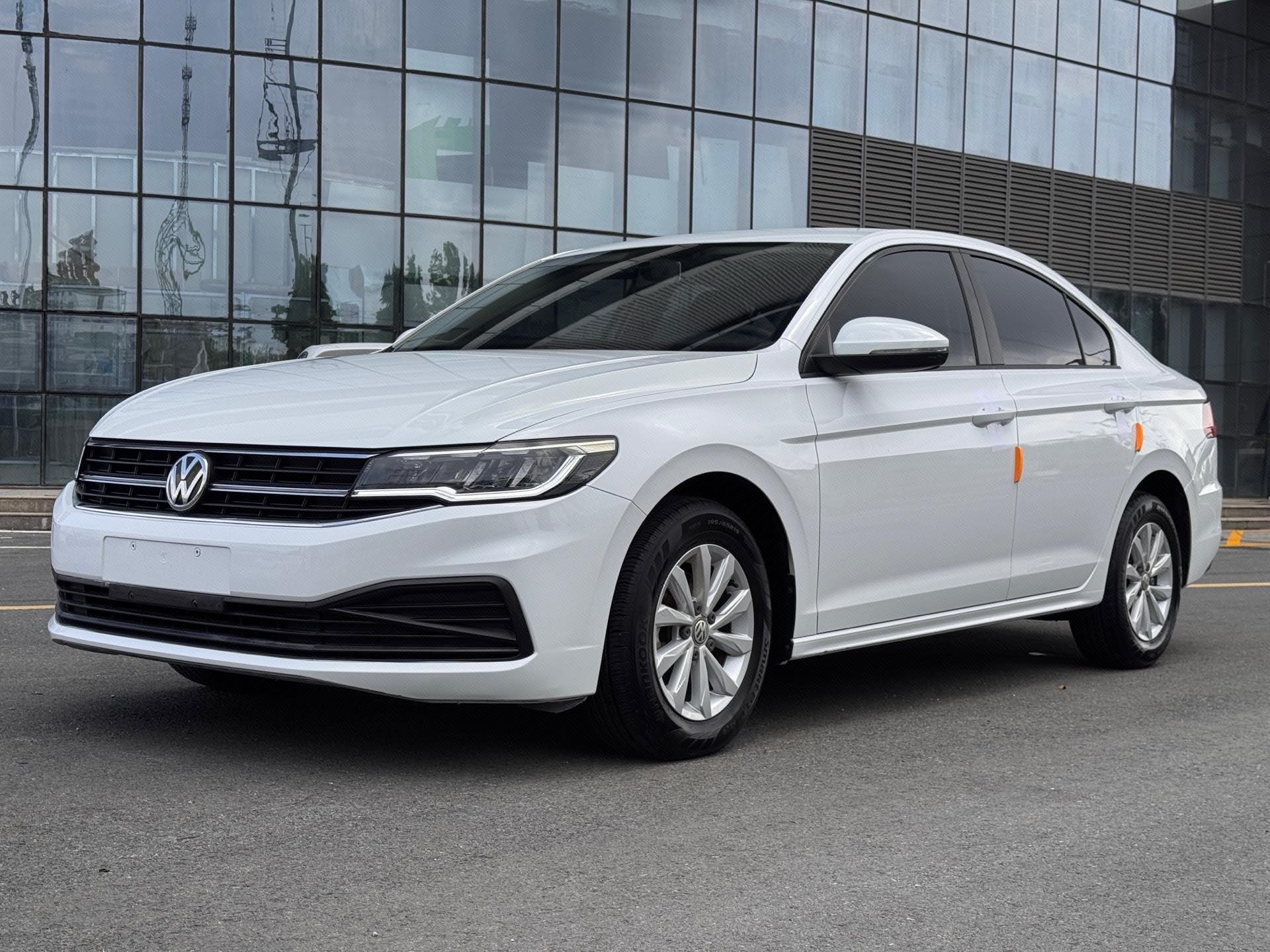 Volkswagen Bora 2019 car image 