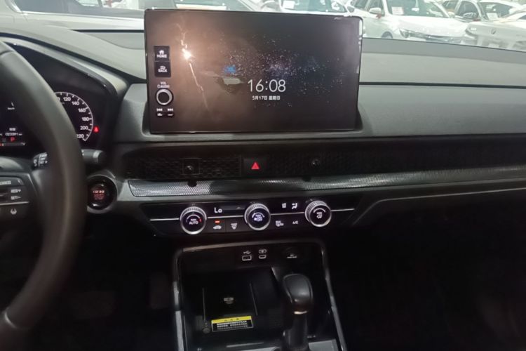 Honda CR-V 2025 car image #17