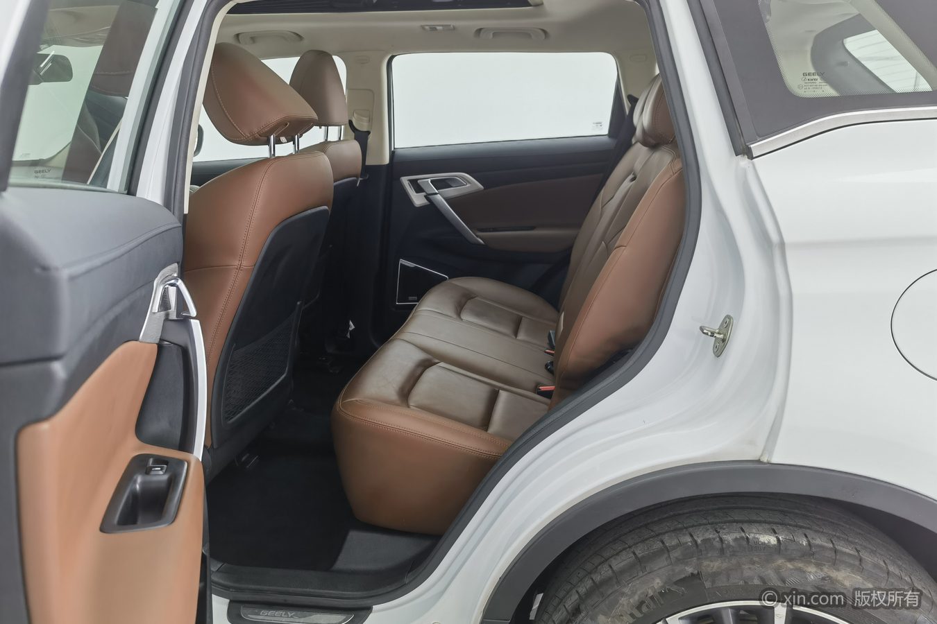 GEELY Boyue 2018 image de voiture #16