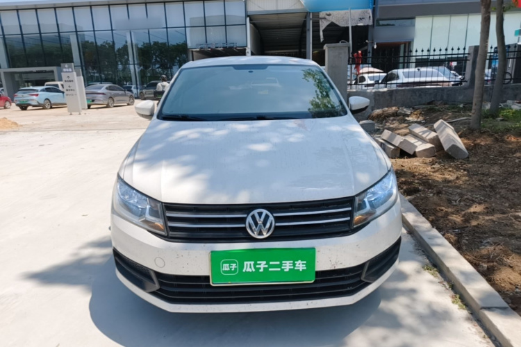 Volkswagen Santana 2019 car image #3