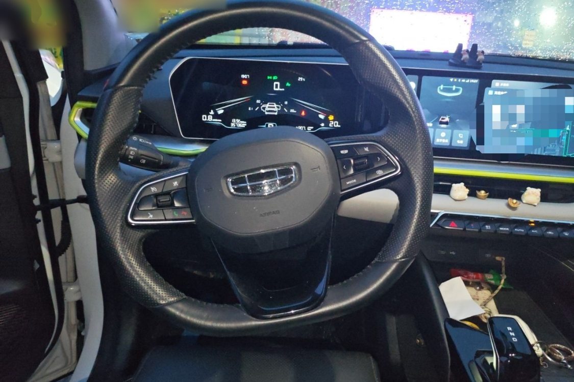 GEELY Coolray 2022 #24 GEELY Coolray 2022 car image #24