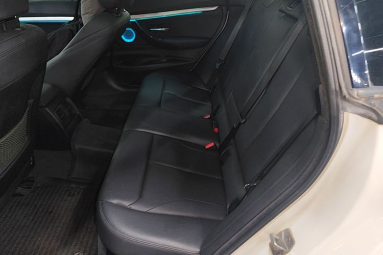 BMW 3 Series GT 2020 car image #13