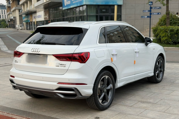 Audi Q3 2020 #7 Audi Q3 2020 car image #7