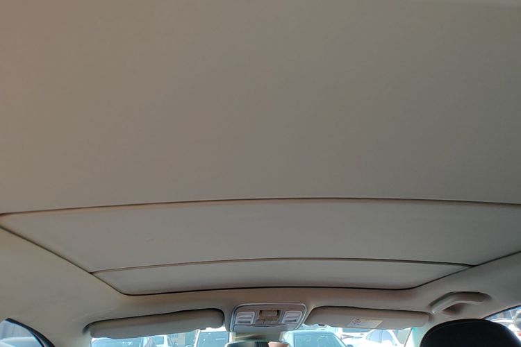 GEELY Emgrand GS 2019 car image #18