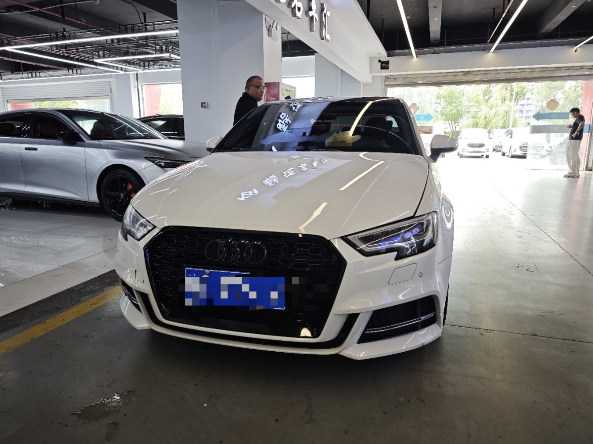 Audi A3 2019 car image 