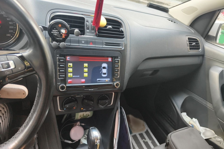 Volkswagen Polo 2017 #17 Volkswagen Polo 2017 car image #17