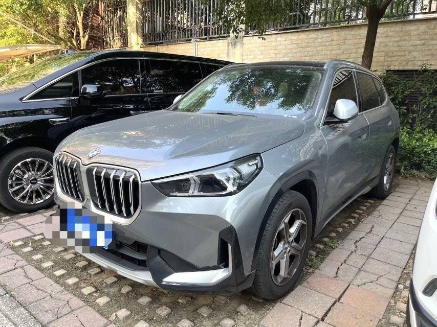 BMW X1 2023 car image 