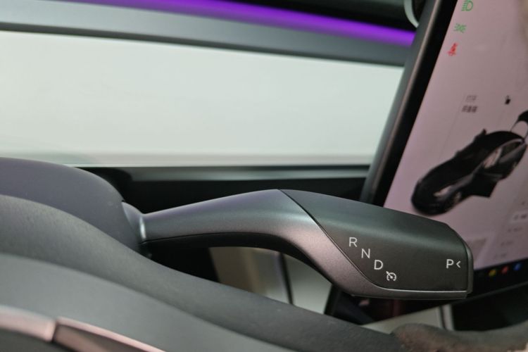 Tesla Model 3 2020 #16 Tesla Model 3 2020 car image #16