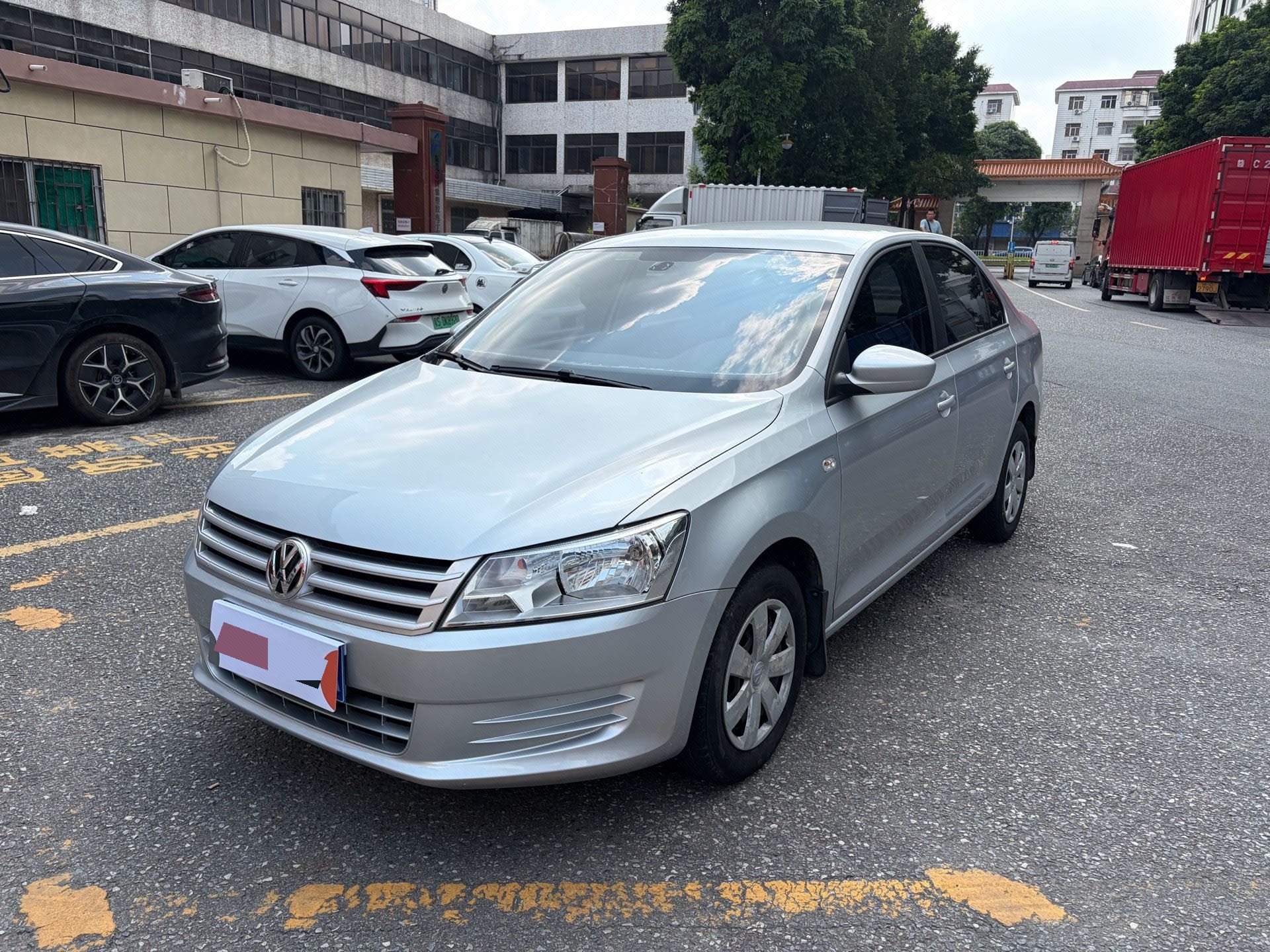 Volkswagen Santana 2015 car image 
