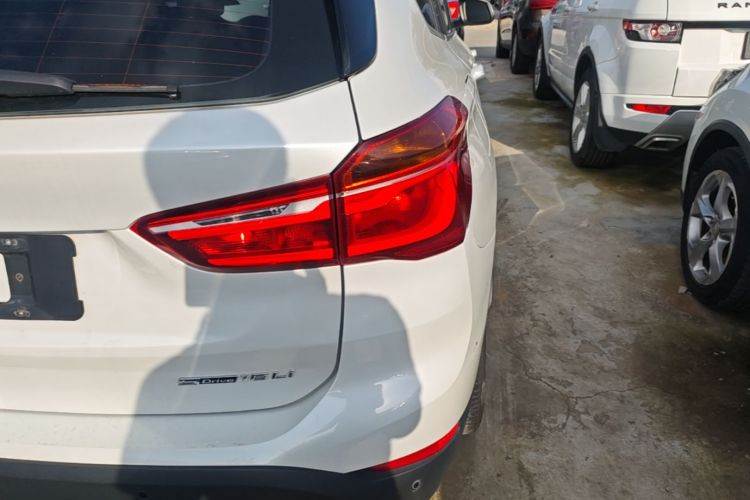 BMW X1 2018 #8 BMW X1 2018 car image #8